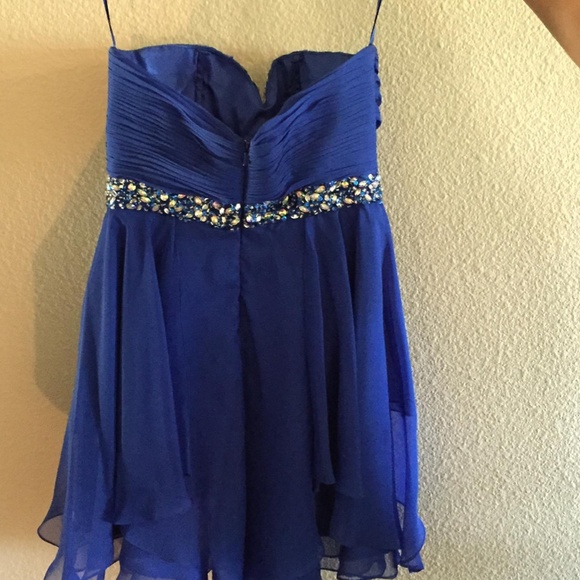 Dress - Picture 2 of 2